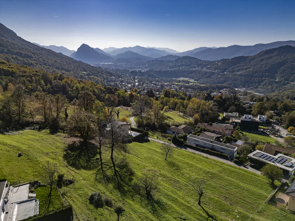 Grande terreno edificabile in zona dominante – Foto 4 von 10