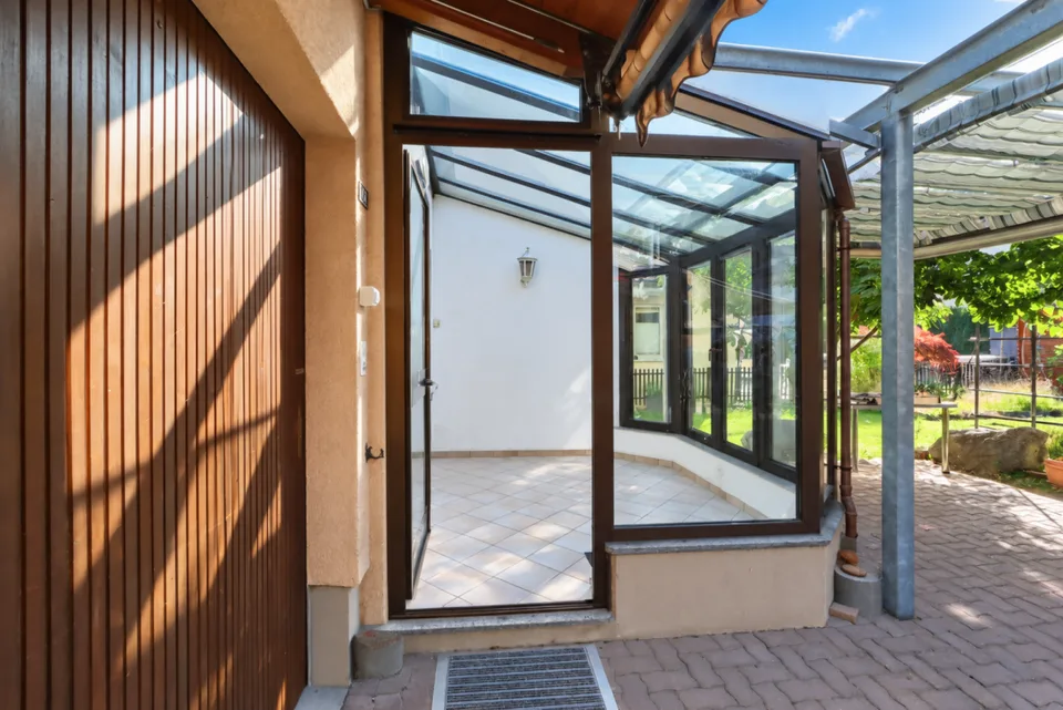 Doppeleinfamilienhaus an familienfreundlicher, ruhiger und zentraler Lage in Netstal – Foto 5 von 18
