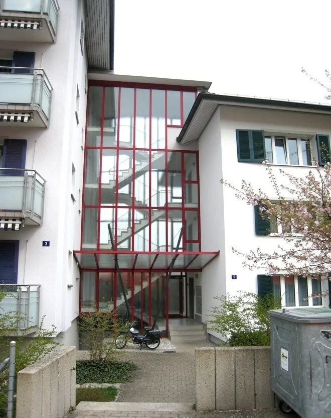 Bright 4.5-room apartment in a well-maintained property for rent – photo 3 of 9