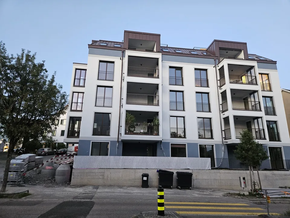 Erstbezug - Wohnen über den Dächern von Höngg – zentral mit eigener Dachterrasse und Weitblick – Foto 10 von 11