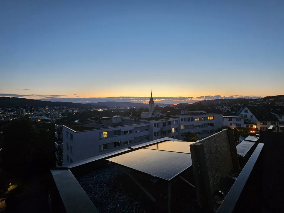 Erstbezug - Wohnen über den Dächern von Höngg – zentral mit eigener Dachterrasse und Weitblick – Foto 9 von 11