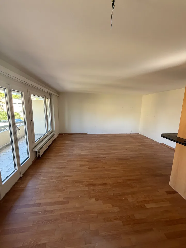 Charmante 3.5-Zimmer-Wohnung mit Balkon und schöner Aussicht in Birmensdorf – Foto 12 von 16
