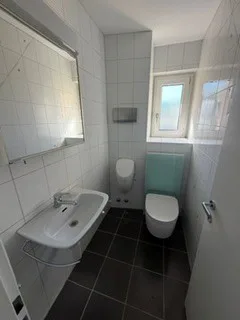 Charmante 3.5-Zimmer-Wohnung mit Balkon und schöner Aussicht in Birmensdorf – Foto 8 von 16