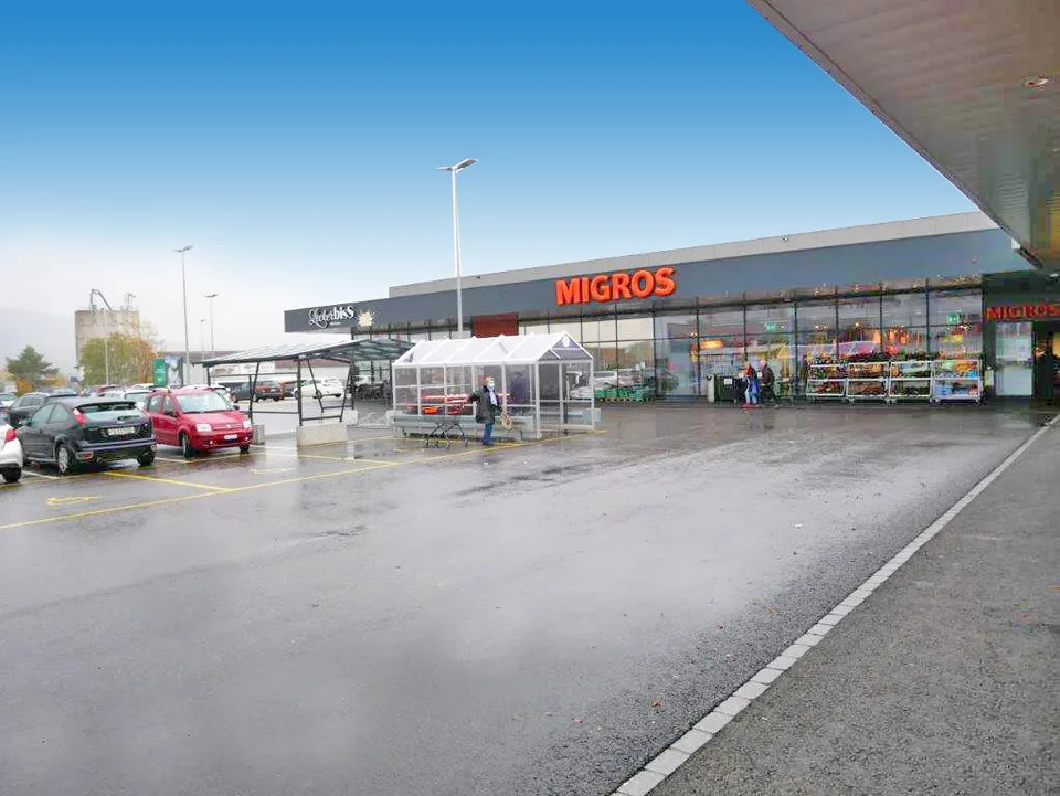 Modernes Einkaufszentrum mit sehr stabilen Mietern und mit großem Potenzial – Foto 4 von 15
