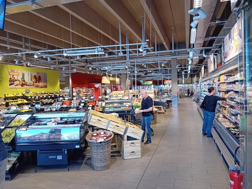 Modernes Einkaufszentrum mit sehr stabilen Mietern und mit großem Potenzial – Foto 13 von 15