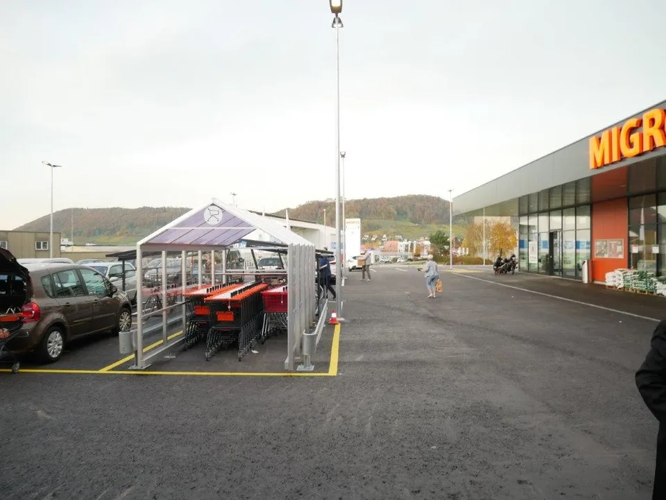 Modernes Einkaufszentrum mit sehr stabilen Mietern und mit großem Potenzial – Foto 7 von 15