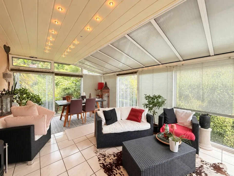 Ein Zuhause mit Charme und wunderschönem Garten in Duggingen – Foto 5 von 16