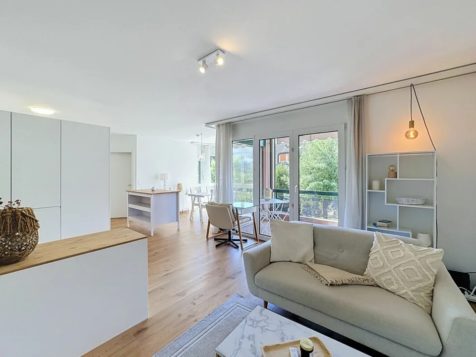 Renoviertes, helles und perfekt gelegenes Apartment in Ecublens – Foto 2 von 12
