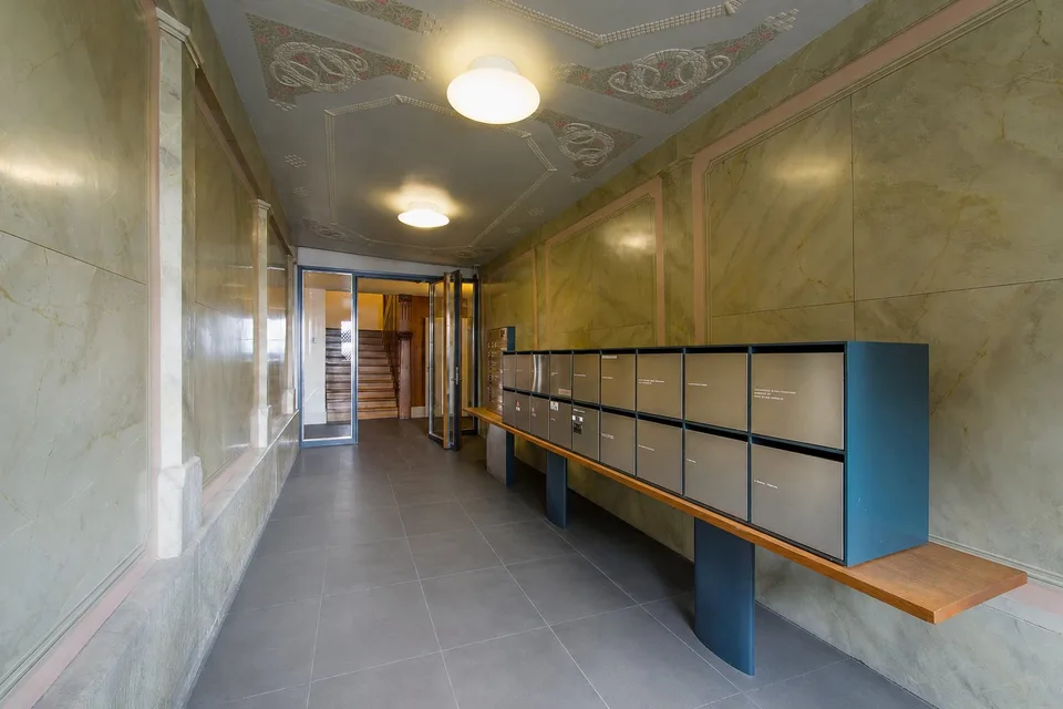 Unique office space in a central location – photo 6 of 6