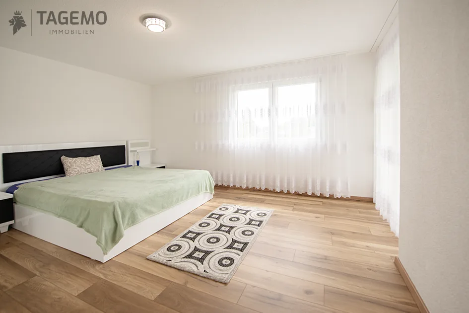 Due appartamenti. Una casa. Molte possibilità per un investimento. – foto 10 di 22