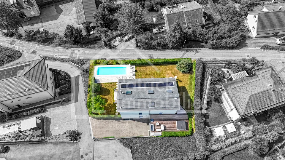Propriété contemporaine d'exception avec vue panoramique sur le lac – Foto 12 von 21