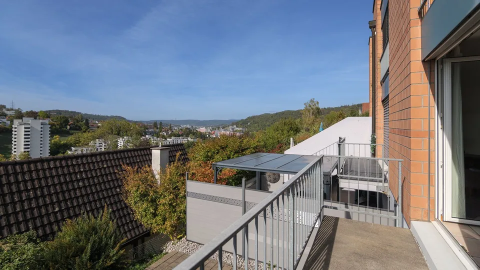 Wunderbares 5.5 Zimmer-Reihenmittelhaus in Liestal – Foto 2 von 12
