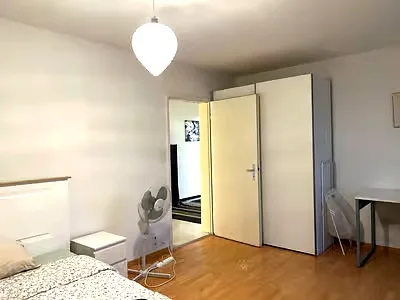 💎 Appartamento arredato di 4.5 locali con balcone a Dübendorf – foto 10 di 23