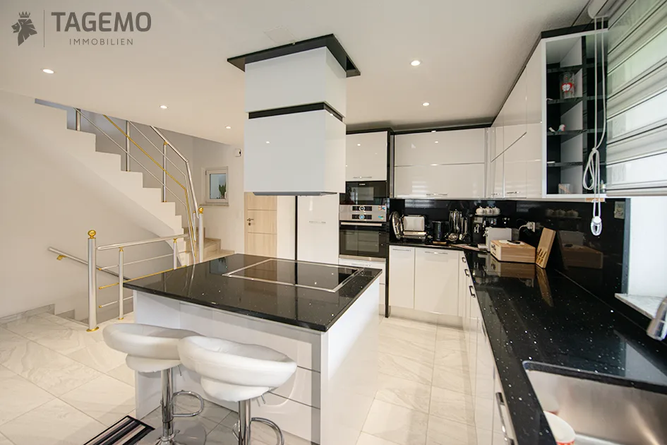 Molto spazio per la tua casa e un appartamento aggiuntivo. – foto 3 di 22