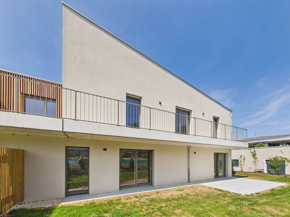 Villa a schiera nuova di alto standing – foto 3 di 12