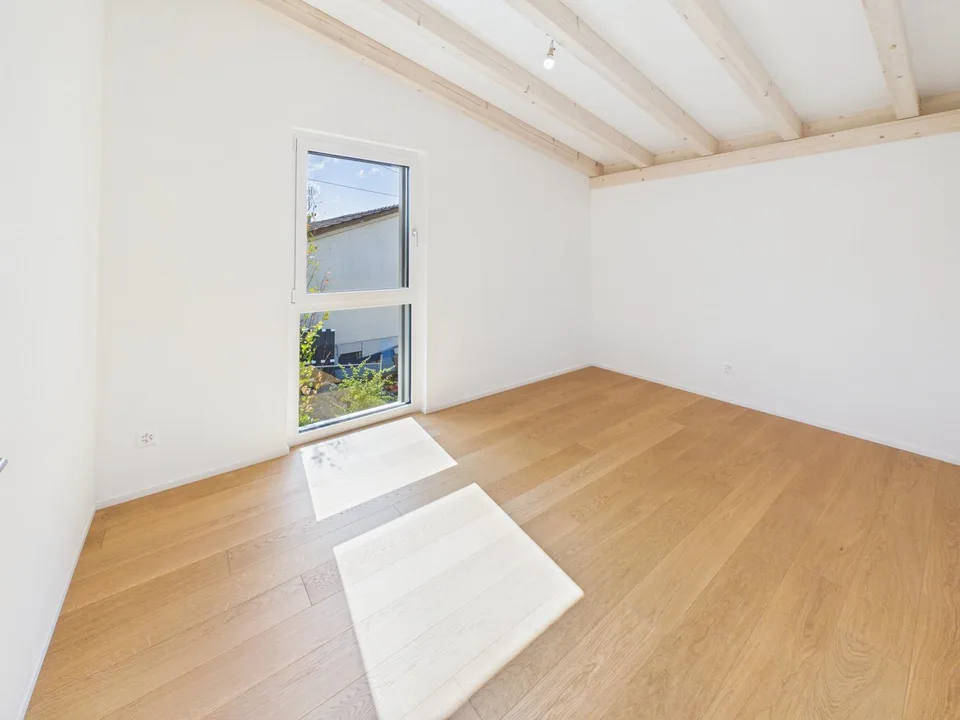 Villa bifamiliare nuova di alto standing – foto 8 di 12