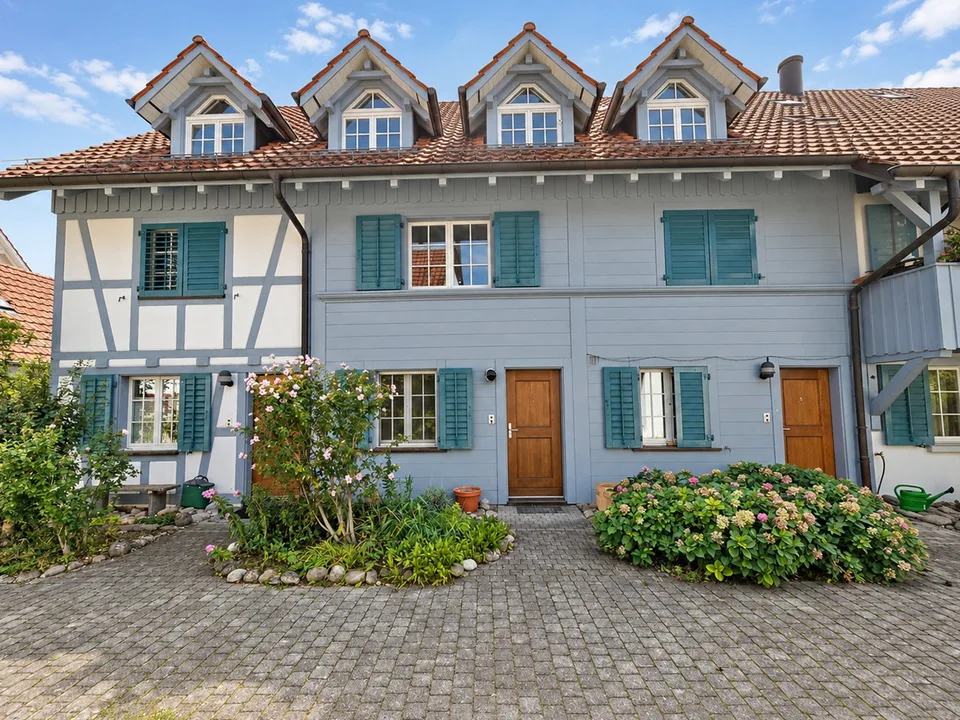 Appartement maisonnette 3,5 pièces au centre du village avec deux places de parking – photo 3 sur 13