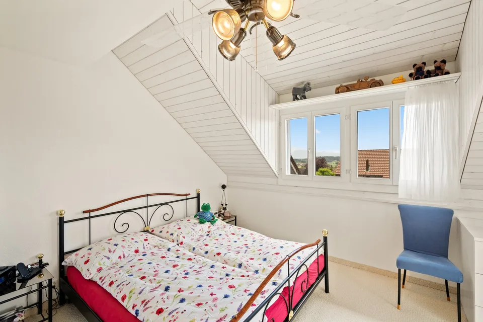 Casa bifamiliare di 5,5 locali affascinante a Hedingen – foto 6 di 14