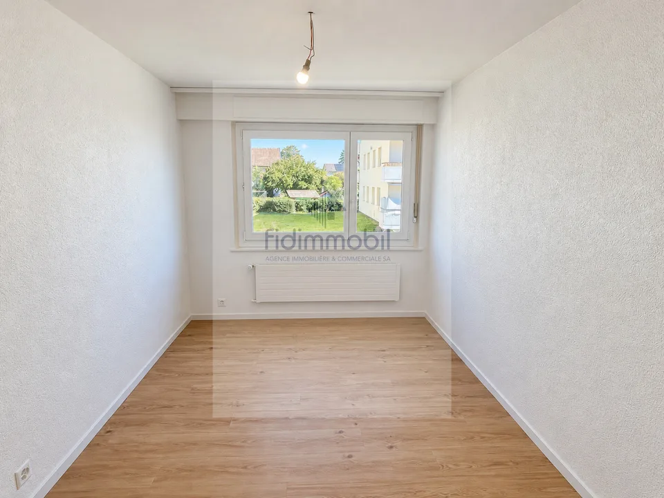 Wohnung mit Balkon renoviert – Foto 4 von 7