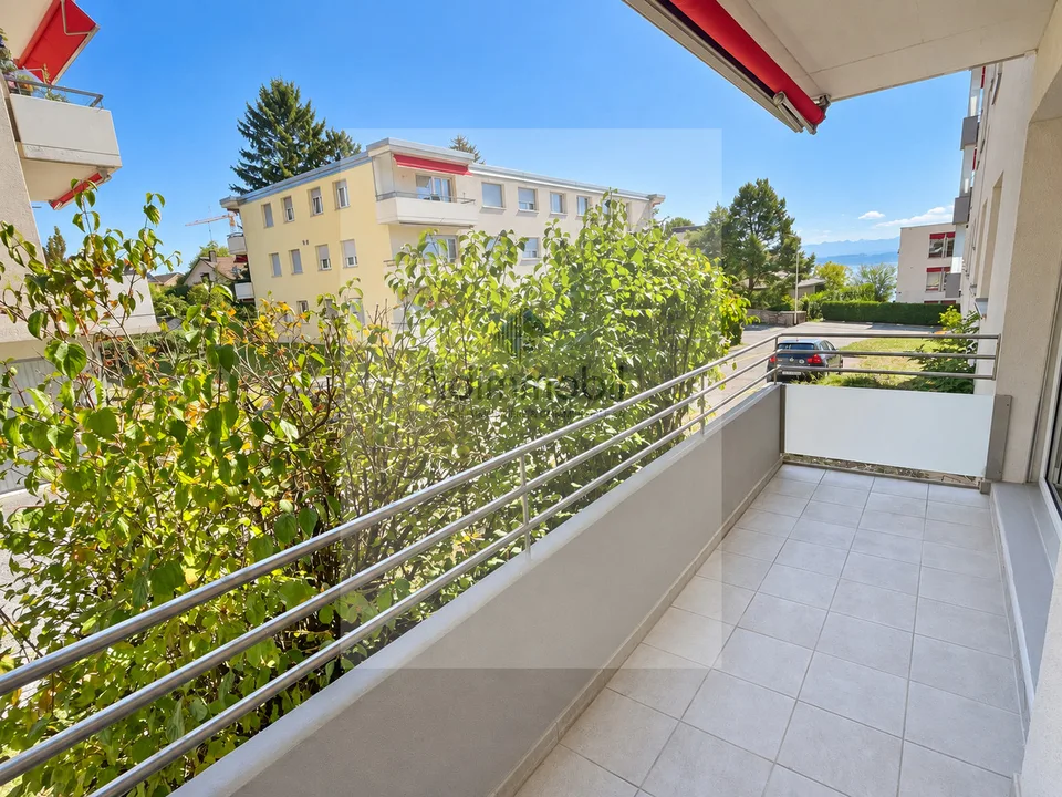 Wohnung mit Balkon renoviert – Foto 7 von 7