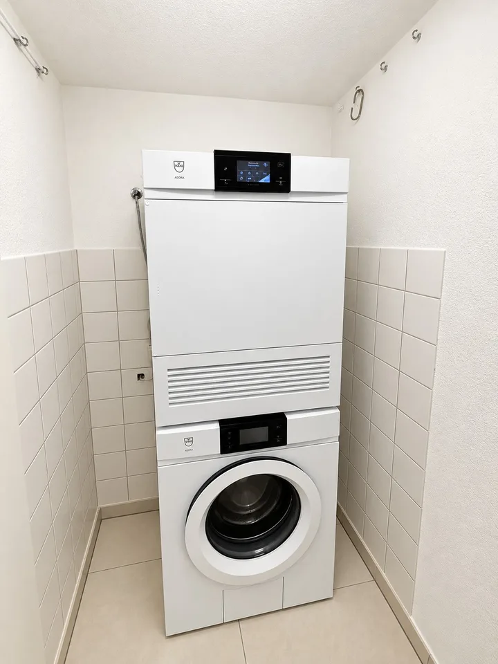 Grosszügige 3½-Zimmer-Wohnung mit 71 m² Terrasse ins Grüne – Foto 12 von 12