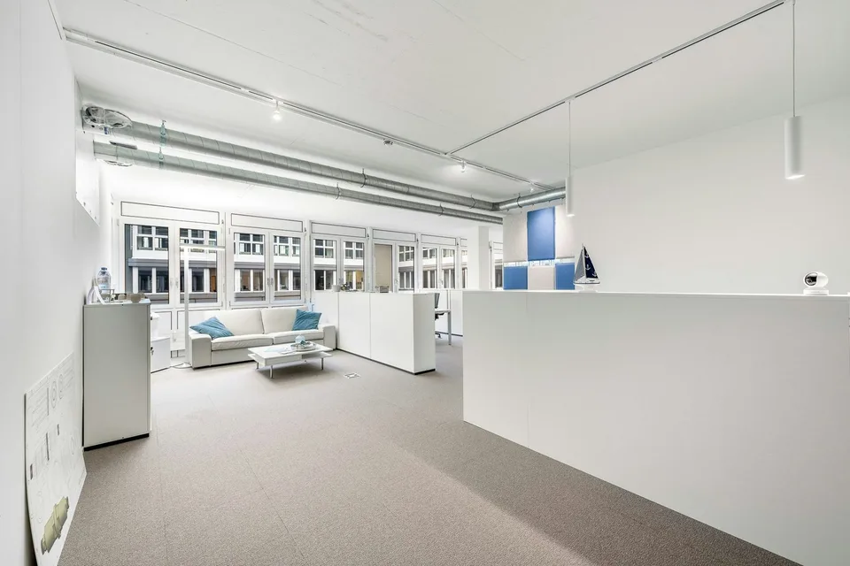 PLAZA | Espace de bureau prêt à être occupé – photo 3 sur 7