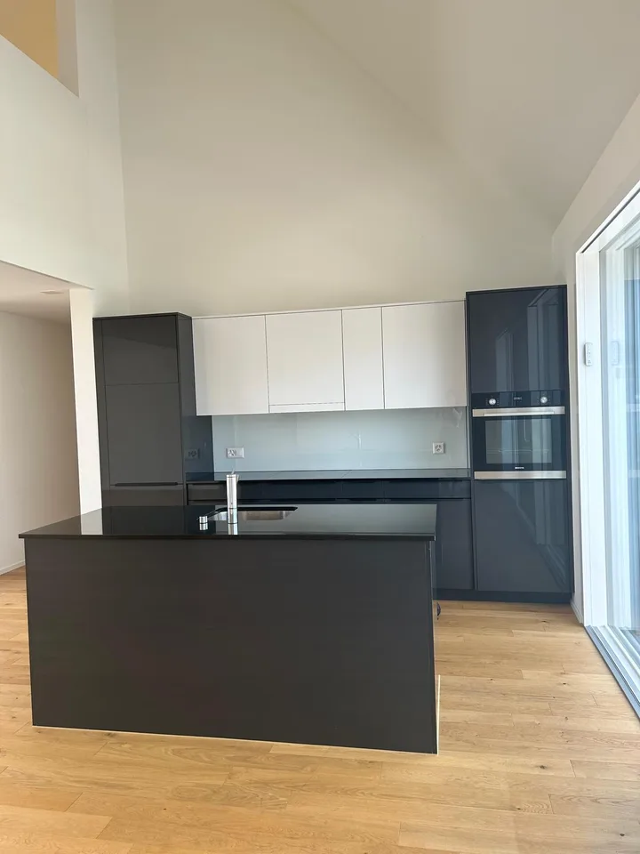 Wunderschöne 6.5-Zimmer-Maisonettewohnung in Schönenwerd – Foto 3 von 6