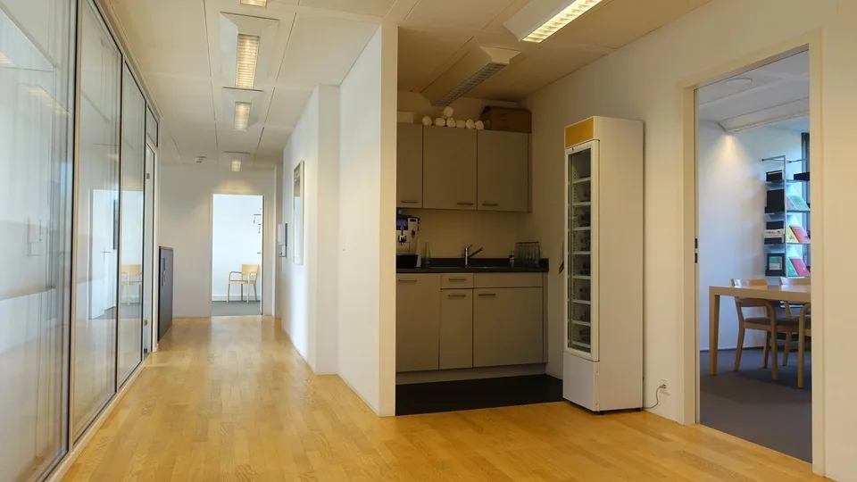 Spazio per uffici situato centralmente nel noto grattacielo BT – foto 6 di 8