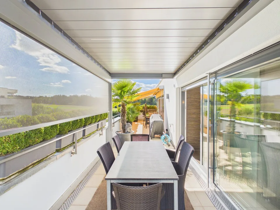 Exclusive attic apartment with spacious terraces – photo 13 of 13