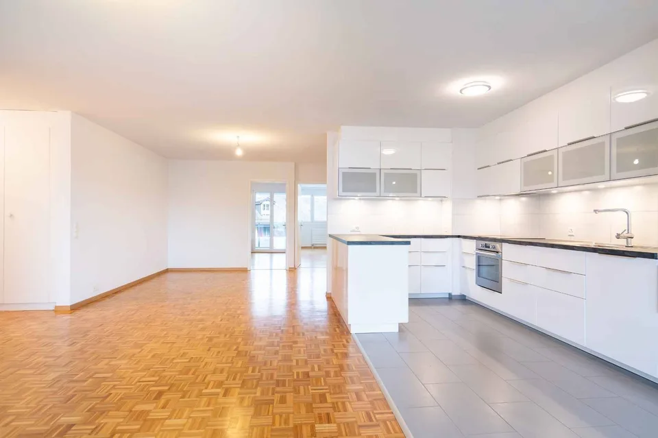 Wohnung 3.5 Zimmer in einer ruhigen Nachbarschaft in Denges – Foto 2 von 7