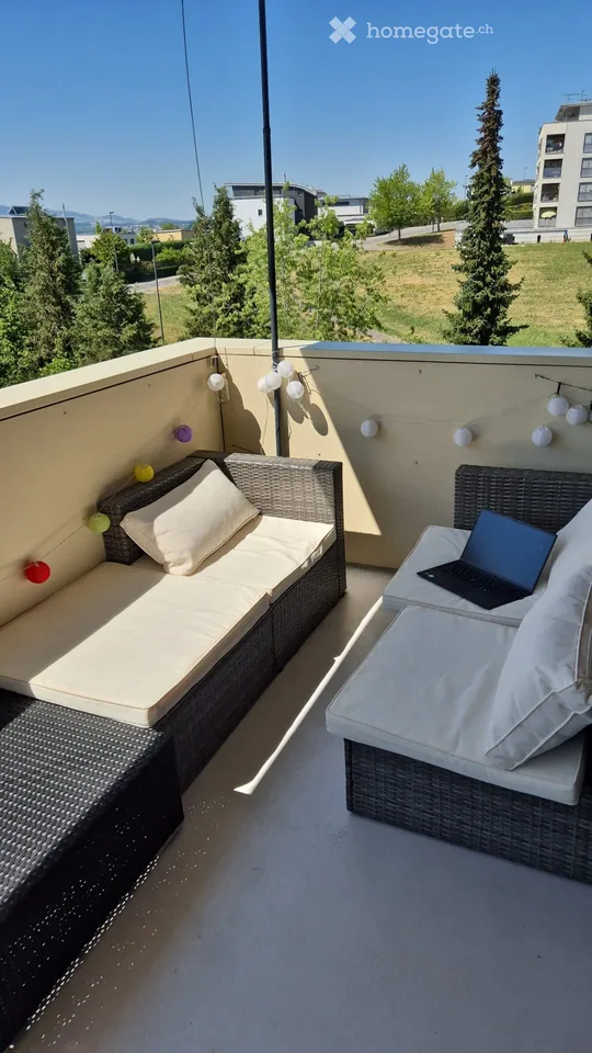 Wohnung 2,5 Zimmer mit herrlicher Aussicht auf die Alpen – Foto 5 von 5