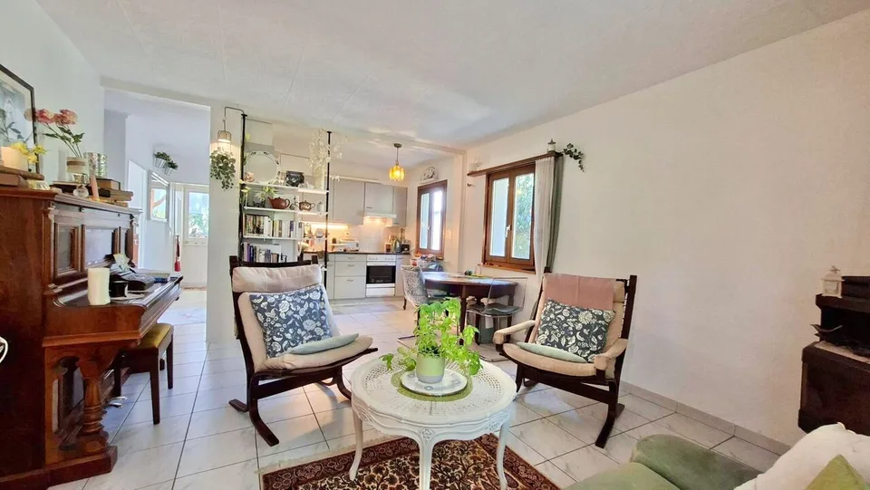 Maison de plein pied de 3,5 pièces avec annexe et grand jardin – photo 4 sur 13