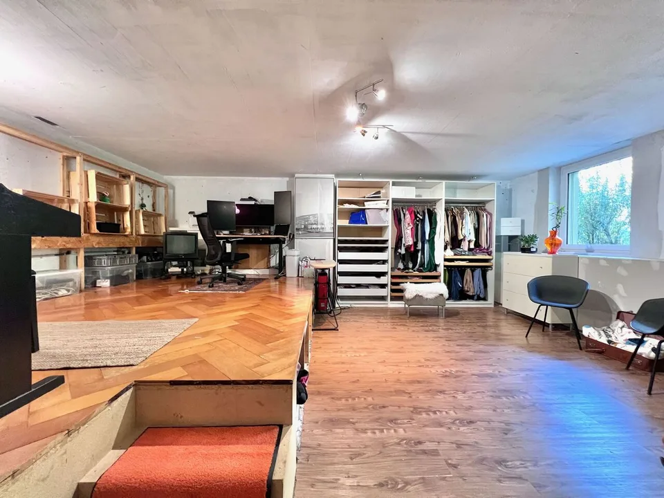 Ampio appartamento duplex a livello del giardino, edificio Minergie – foto 10 di 13