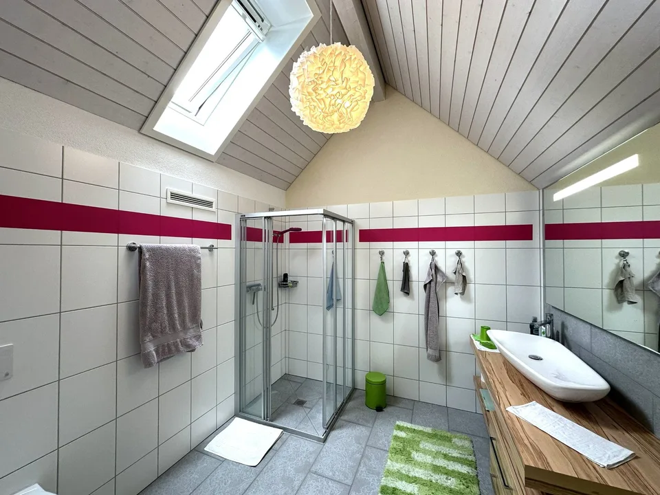 Grosszügige Attika-Maisonettewohnung in TOP-Zustand – Foto 11 von 17