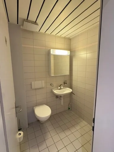 Bürofläche an der Friedheimstrasse 24 in Zürich – Foto 18 von 20