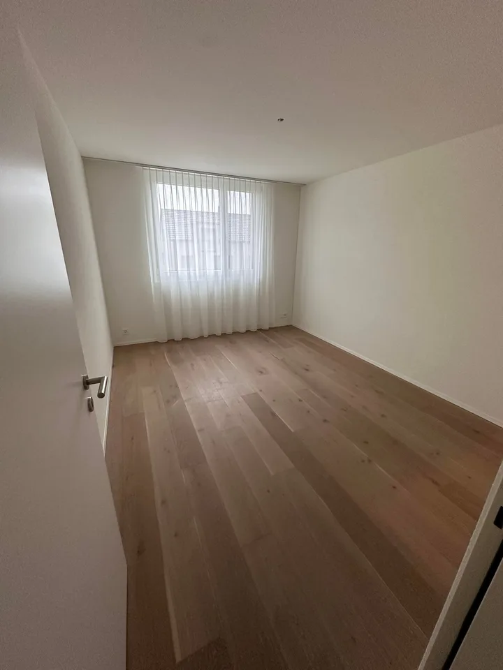 Wunderschönes 5.5-Zimmer-Familienhaus | ca. 240 m² | Garten | 10 Min. von Zug – Foto 17 von 17