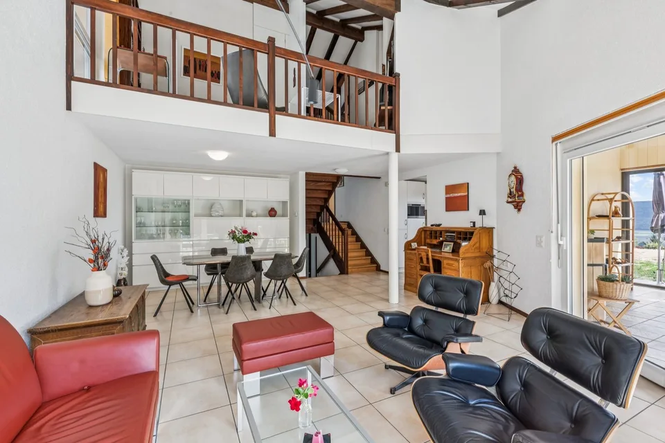 Bella villa individuale con un bel giardino e 2 garage – foto 5 di 13
