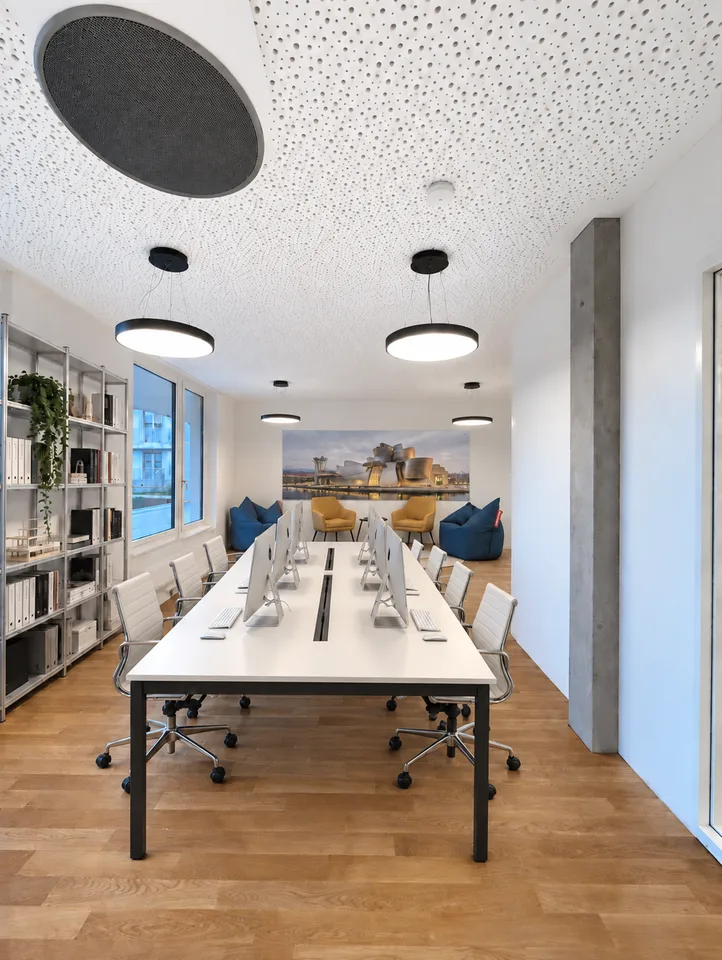 Espace commercial/bureautique aménagé avec connexion de premier plan – photo 4 sur 7
