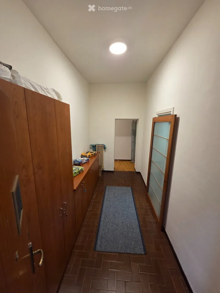Zimmer mit Möbeln und allen Nebenkosten inklusive – Foto 6 von 8