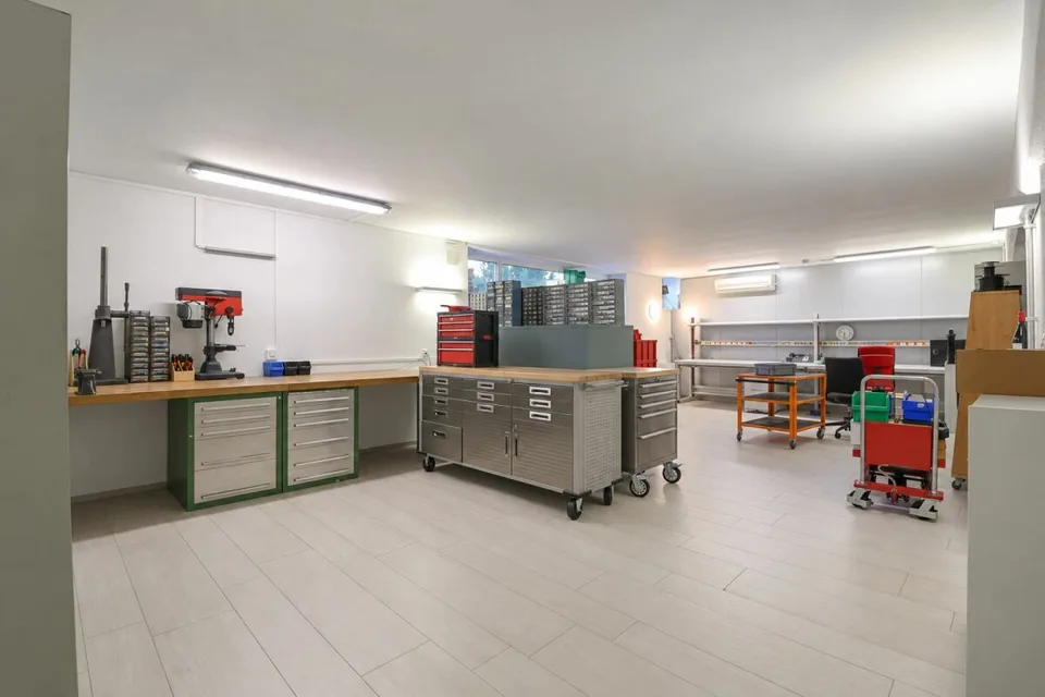 Espace commercial polyvalent à louer près de la gare – photo 6 sur 12