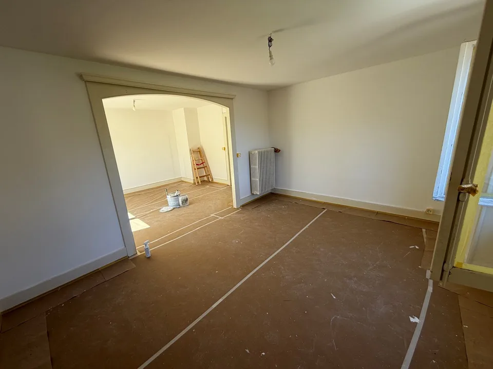 Charmantes 3-Zimmer-Wohnung mit Balkon in Vallorbe – Foto 7 von 12
