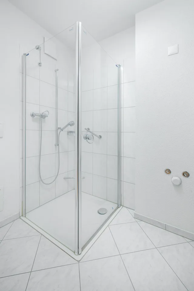 Lichtdurchflutete Wohnung an zentraler Lage – Foto 8 von 12