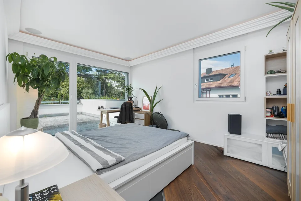 Moderne und grosszügige Attika-Wohnung an ruhiger Lage – Foto 7 von 13
