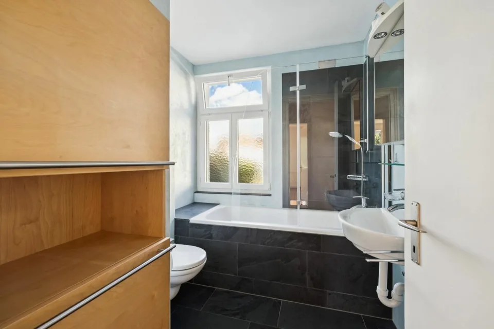 Ein Haus mit Geschichte - Dreifamilienhaus mit Studio und Ladenlokal Kopie – Foto 8 von 21