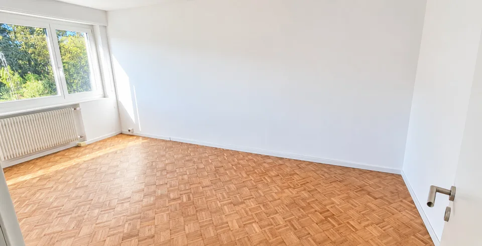 À louer - Joli appartement de 3 pièces partiellement rénové à La Tour-de-Peilz – photo 4 sur 8