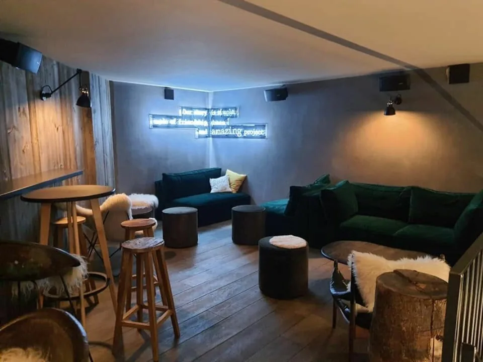 MYTIQUE BAR LA GRANGE – photo 8 sur 10