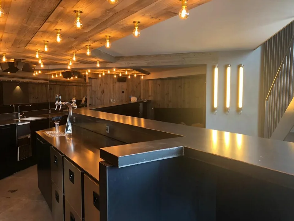 MYTIQUE BAR LA GRANGE – photo 7 sur 10