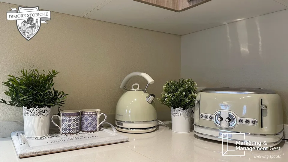 AMMOBILIATO 3.5 DI GRANDE CHARME, RICERCATO, SILENZIOSO – foto 11 di 30