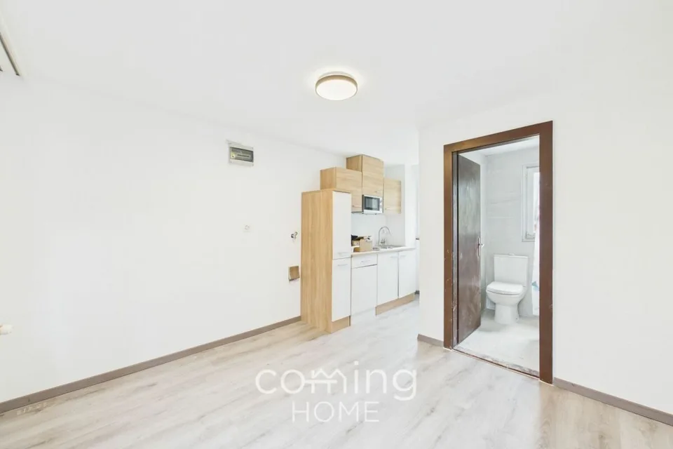 Deliziosa metà di casa con tre unità abitative nella valle di Saas. – foto 8 di 16