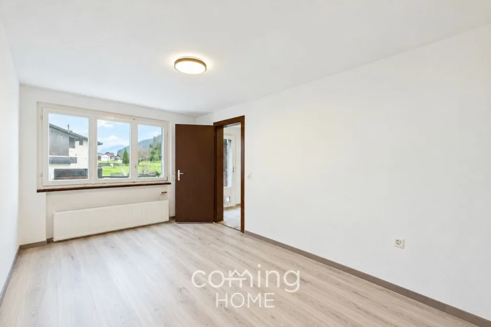 Deliziosa metà di casa con tre unità abitative nella valle di Saas. – foto 11 di 16